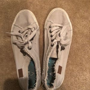blowfish canvas shoes